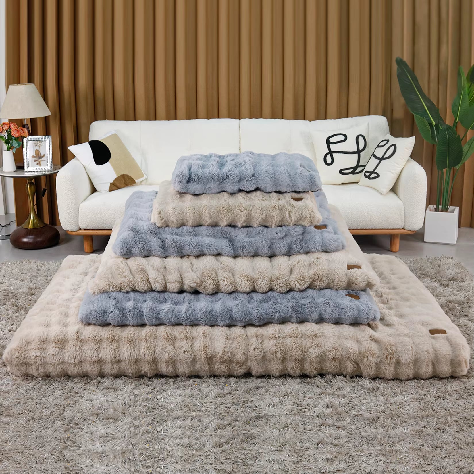 Fluffy Dog Crate Bed for Extra Large Dogs, Plush Faux Fur Crate Pad, Calming anti Anxiety Dog Bed, Washable Soft Warm Crate